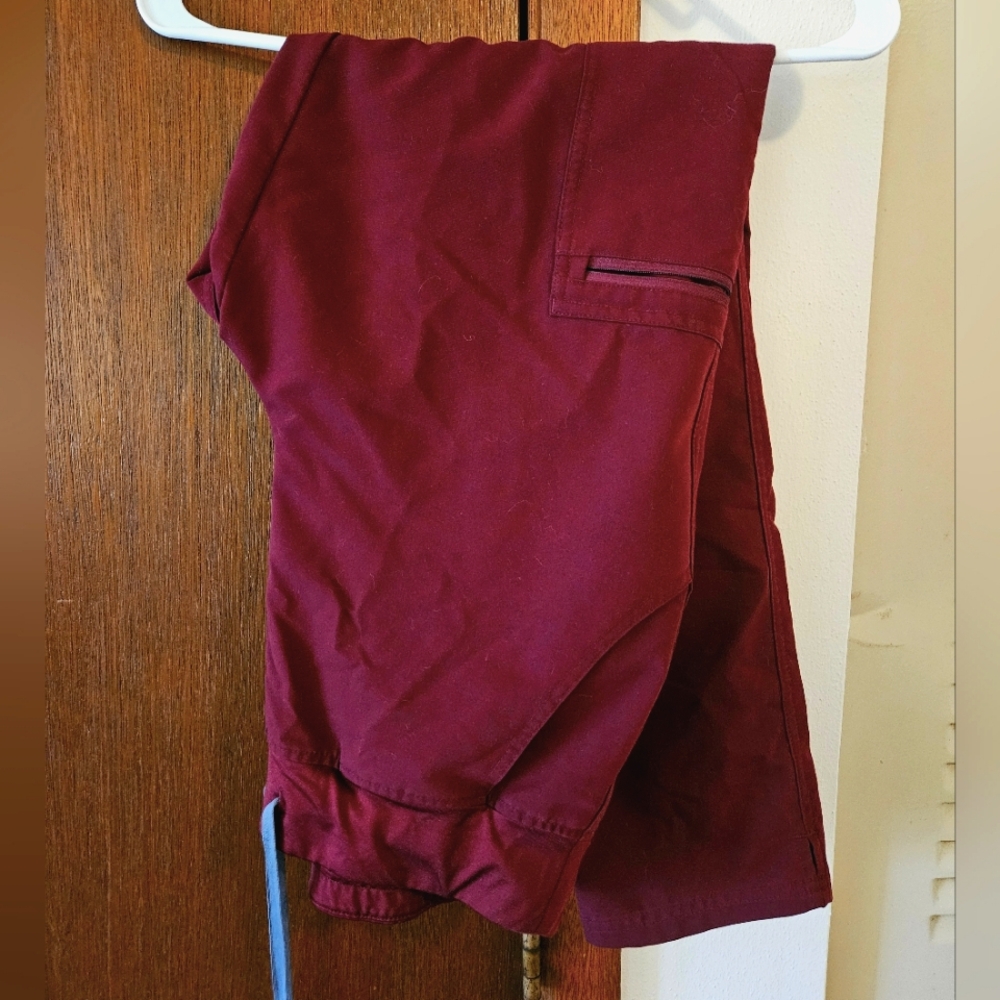 High waisted yola scrub pants- M